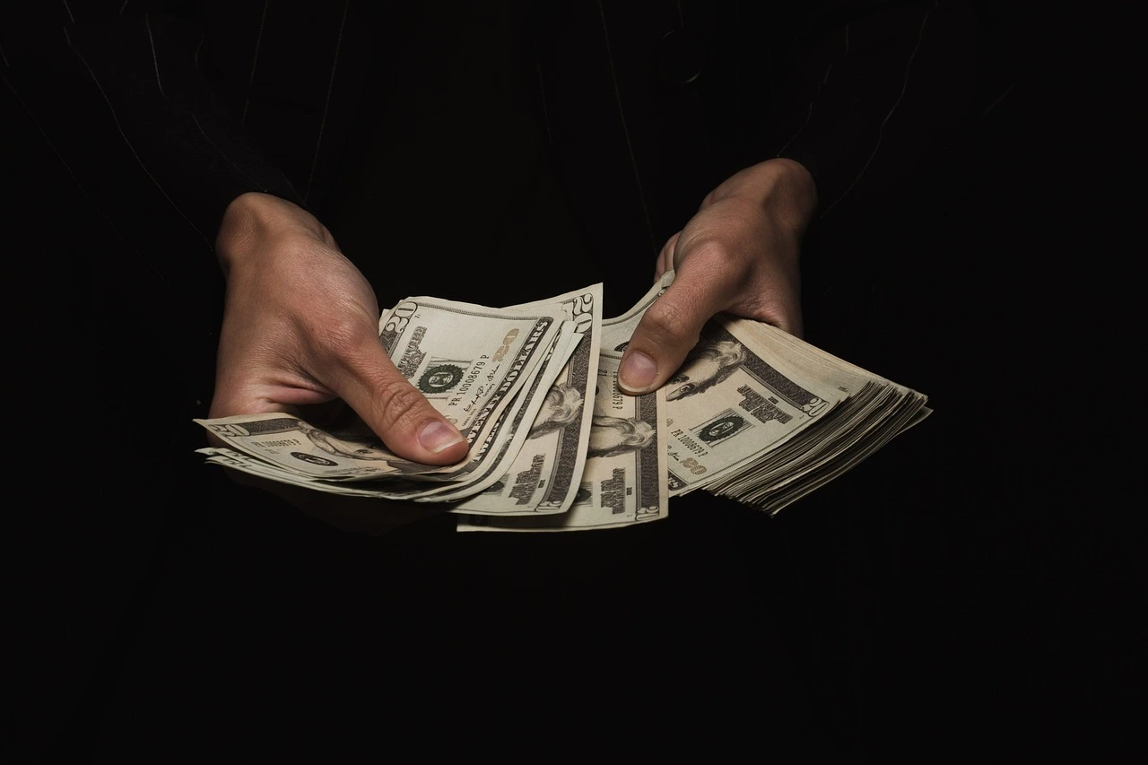 FIRPTA 2026: What a Colombian Seller Actually Pays