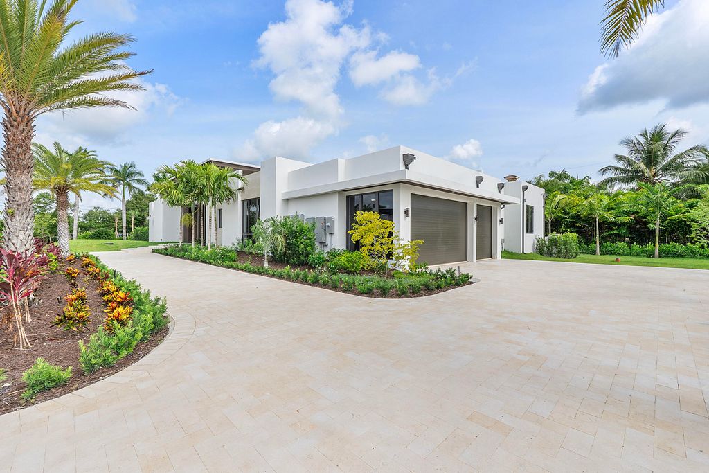 International property img-1