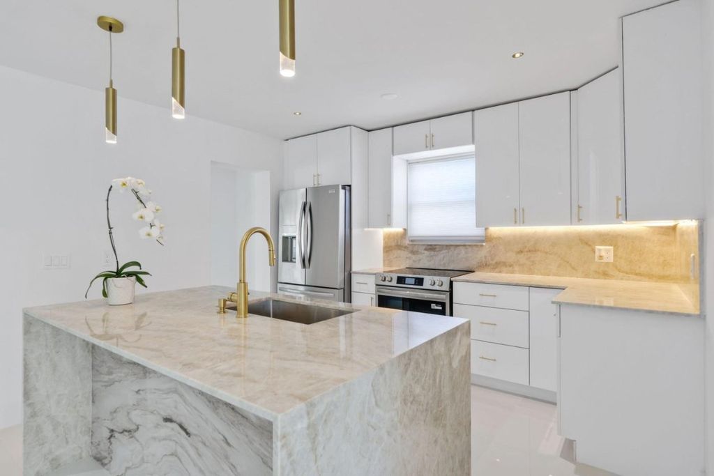 International property img-1