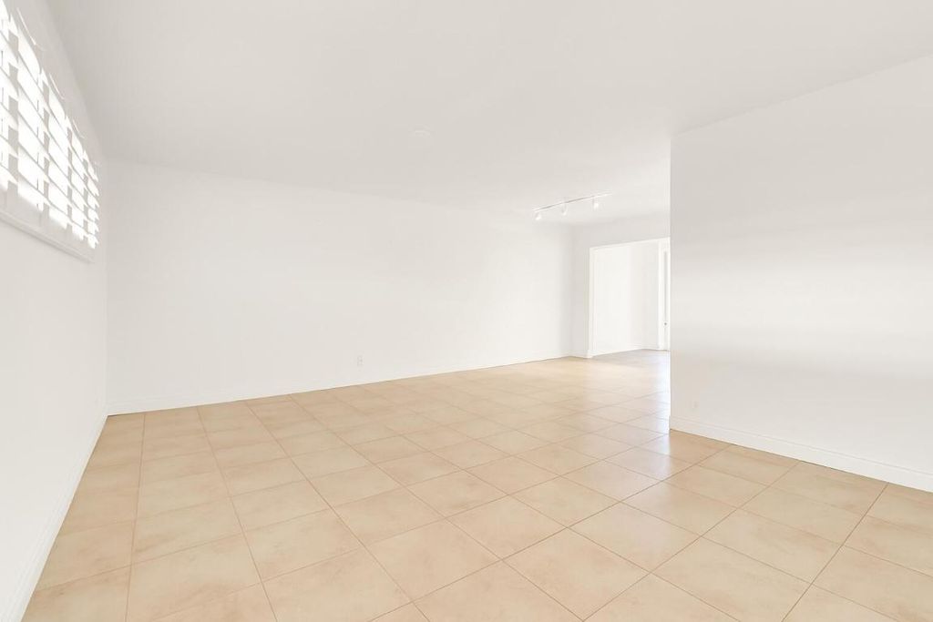 International property img-3