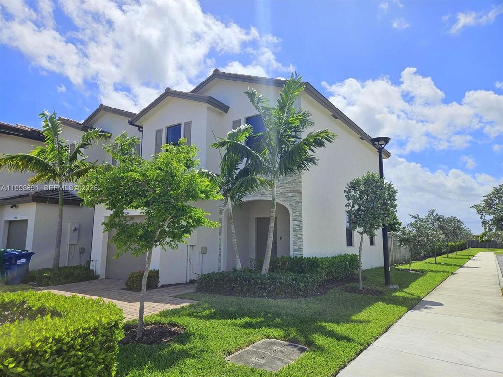 International property img-1