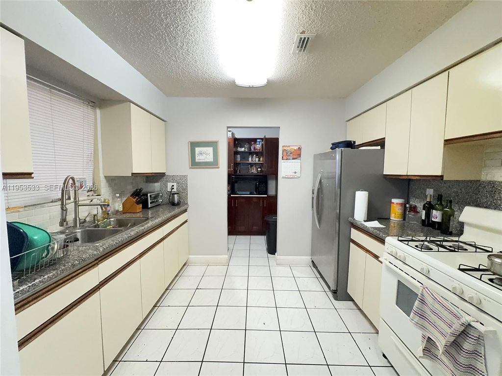 International property img-4