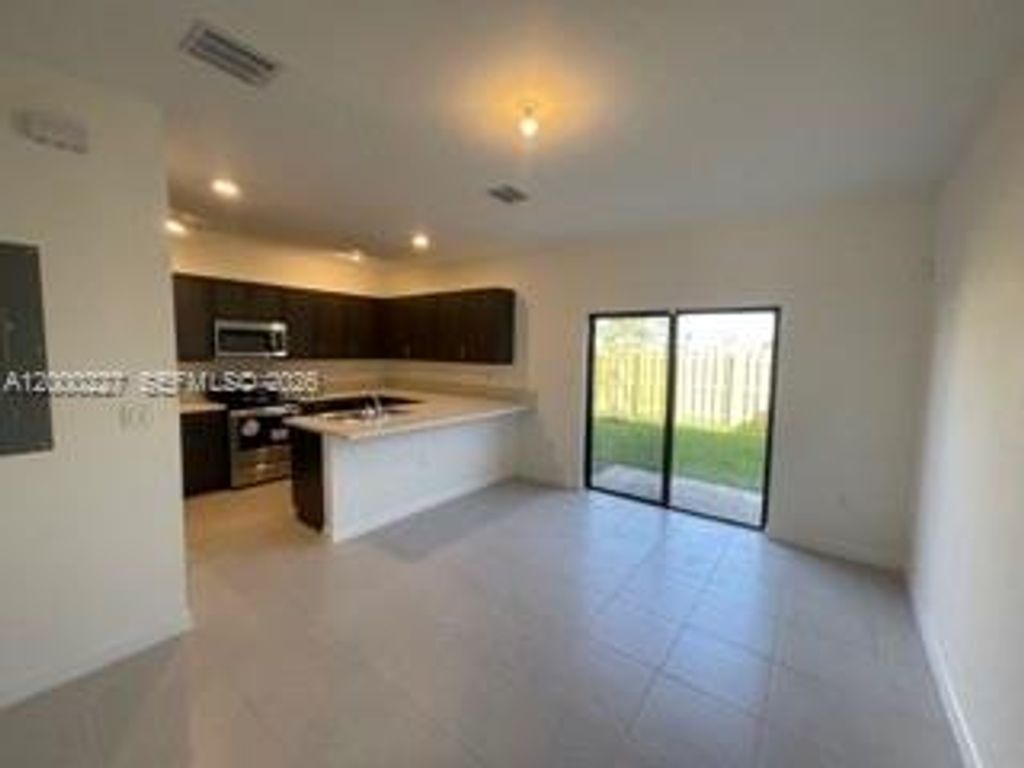 International property img-4