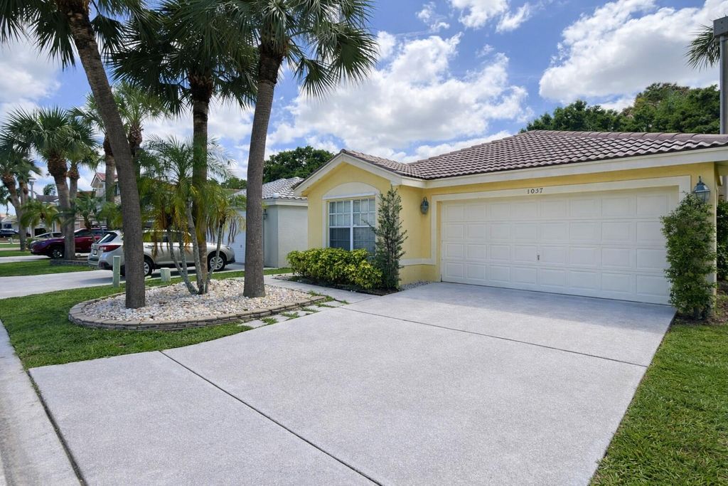 International property img-1