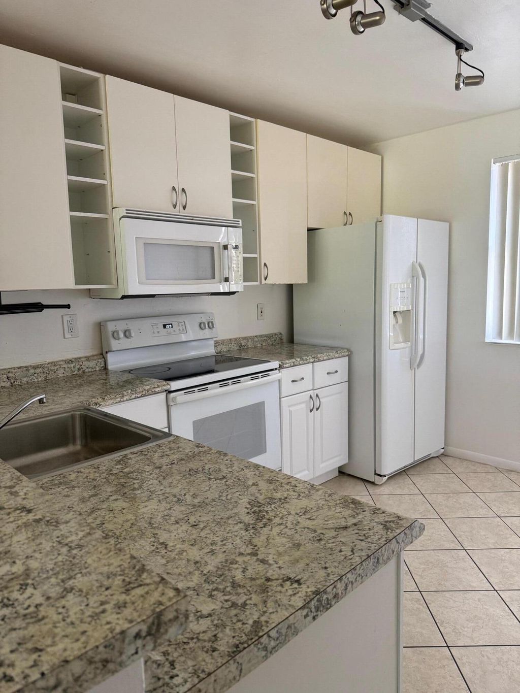 International property img-4