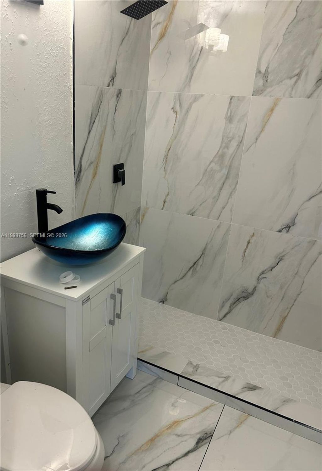 International property img-1