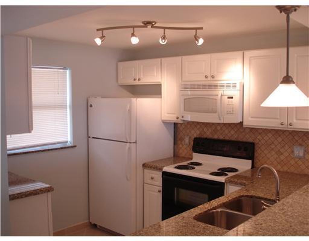 International property img-1