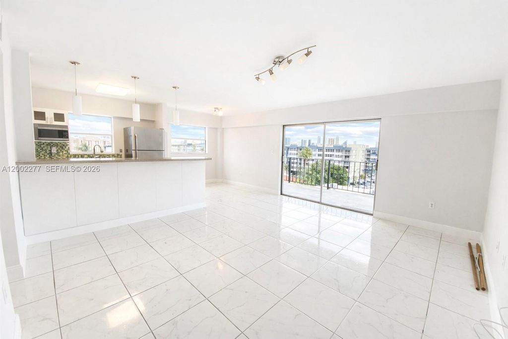 International property img-1