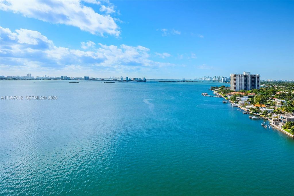 International property img-1