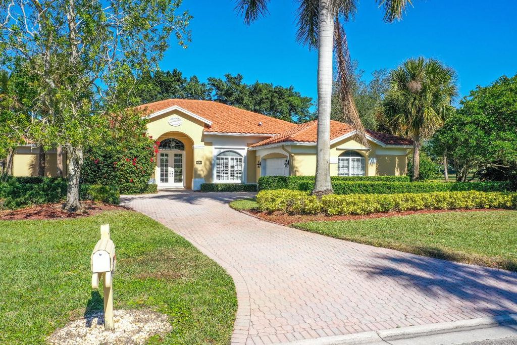 International property img-1