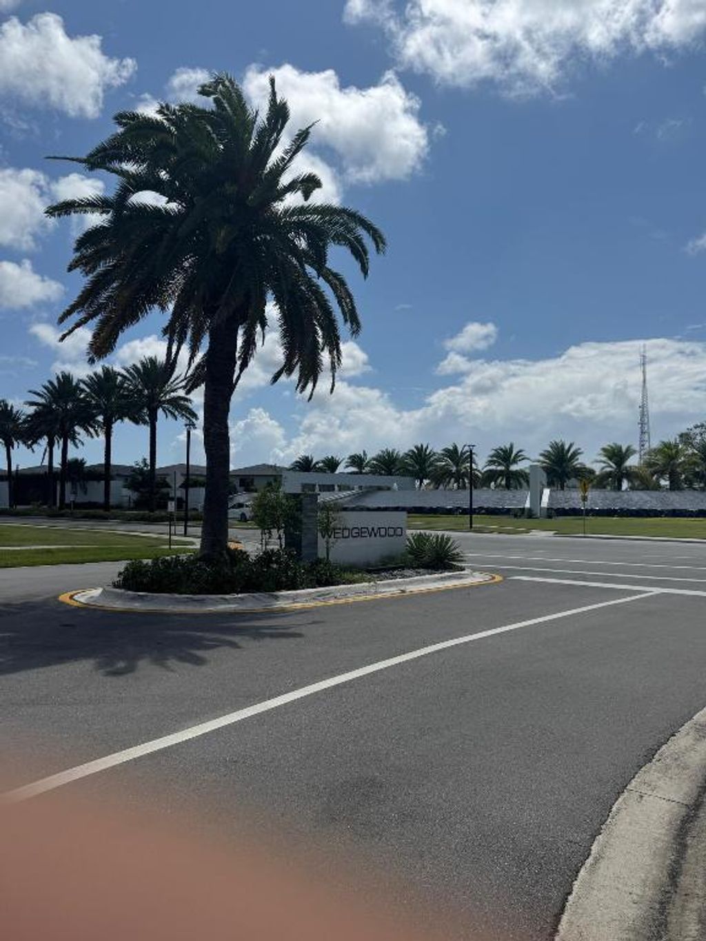 International property img-1