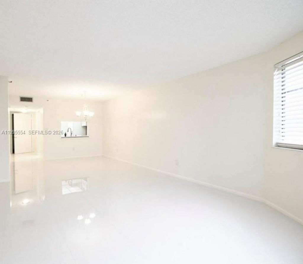 International property img-1