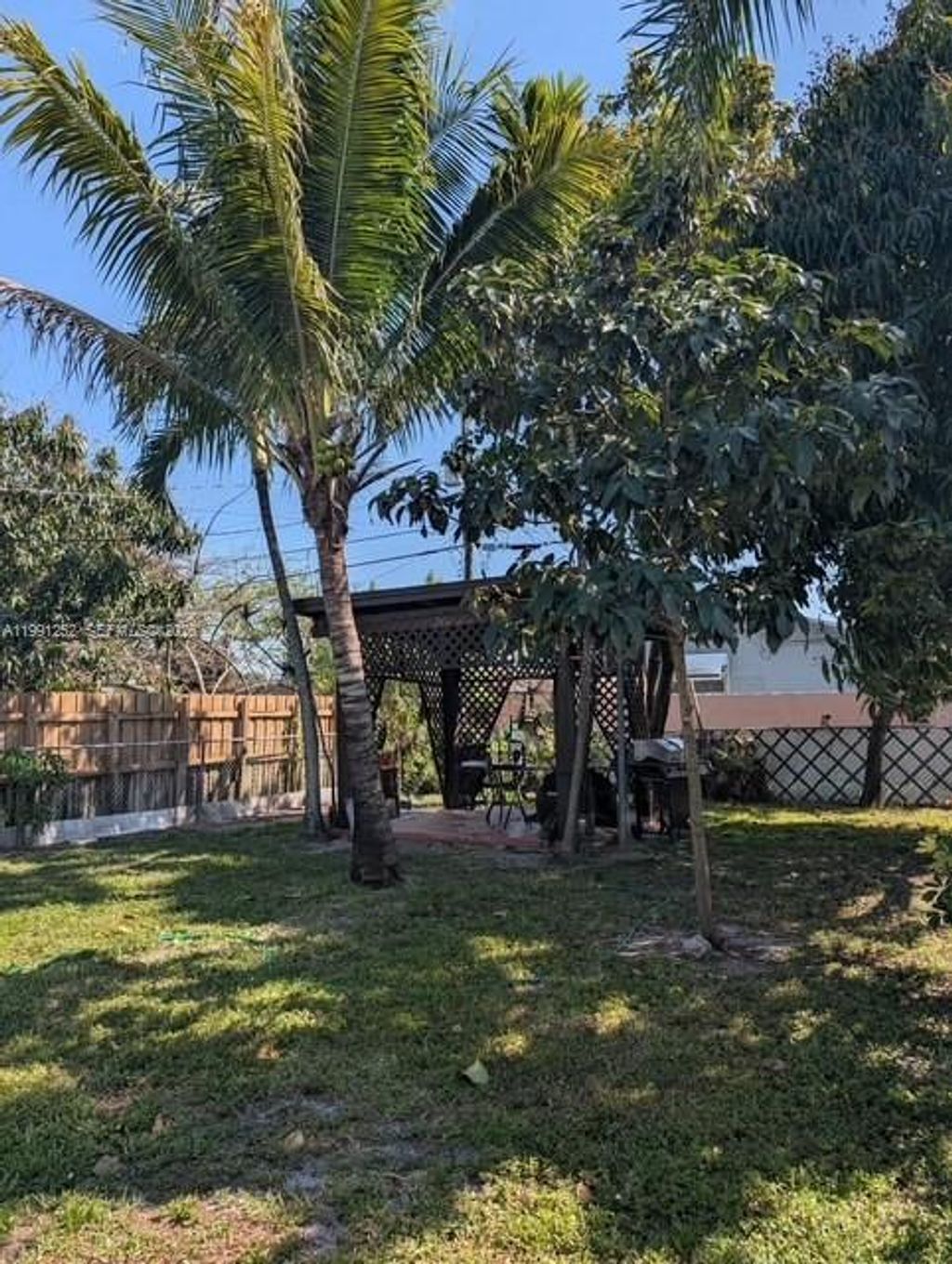 International property img-1