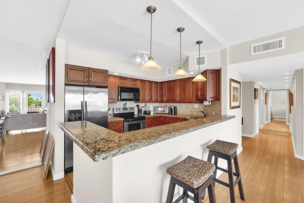 International property img-1