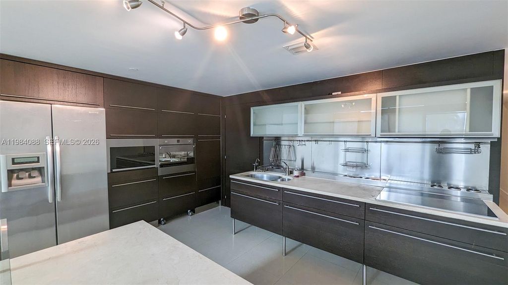 International property img-1