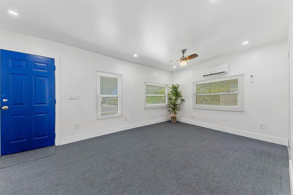 International property img-1