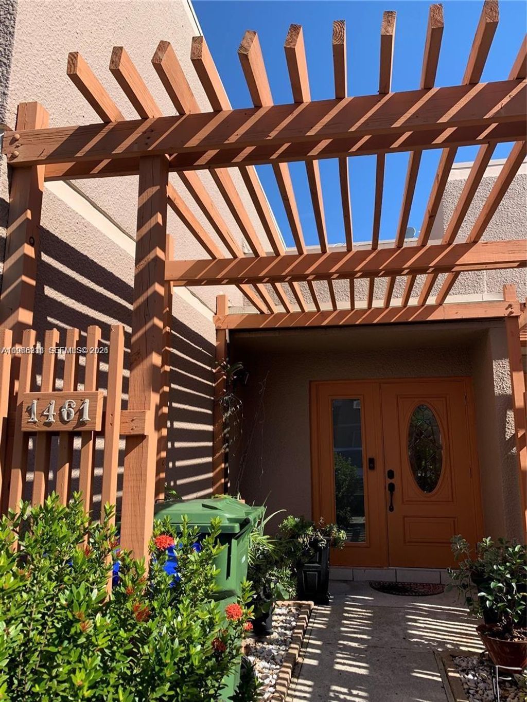 International property - main