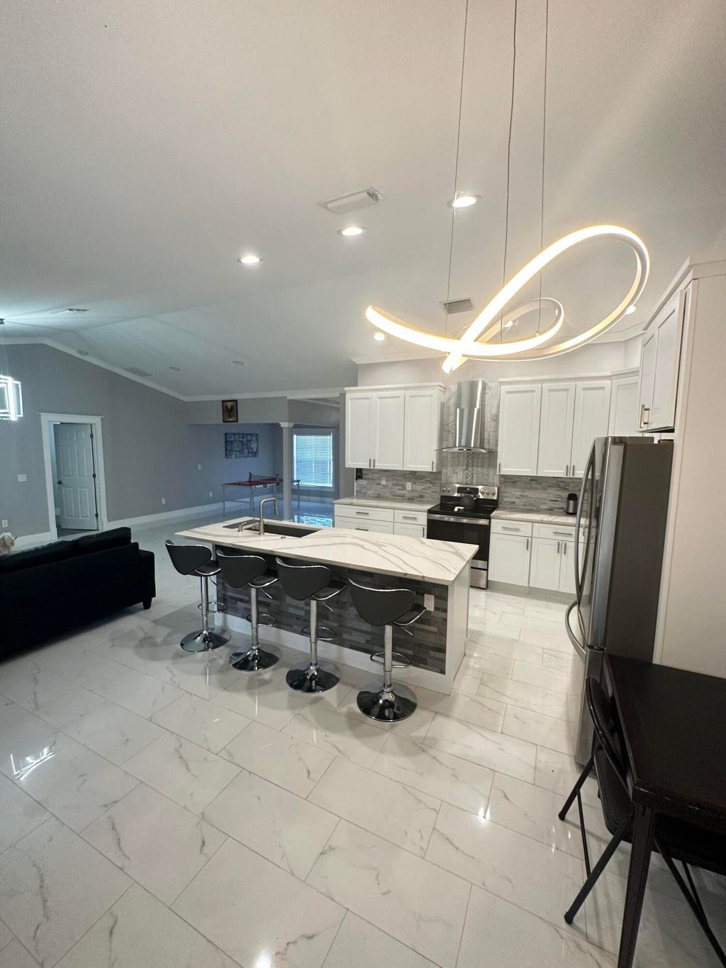 International property - main