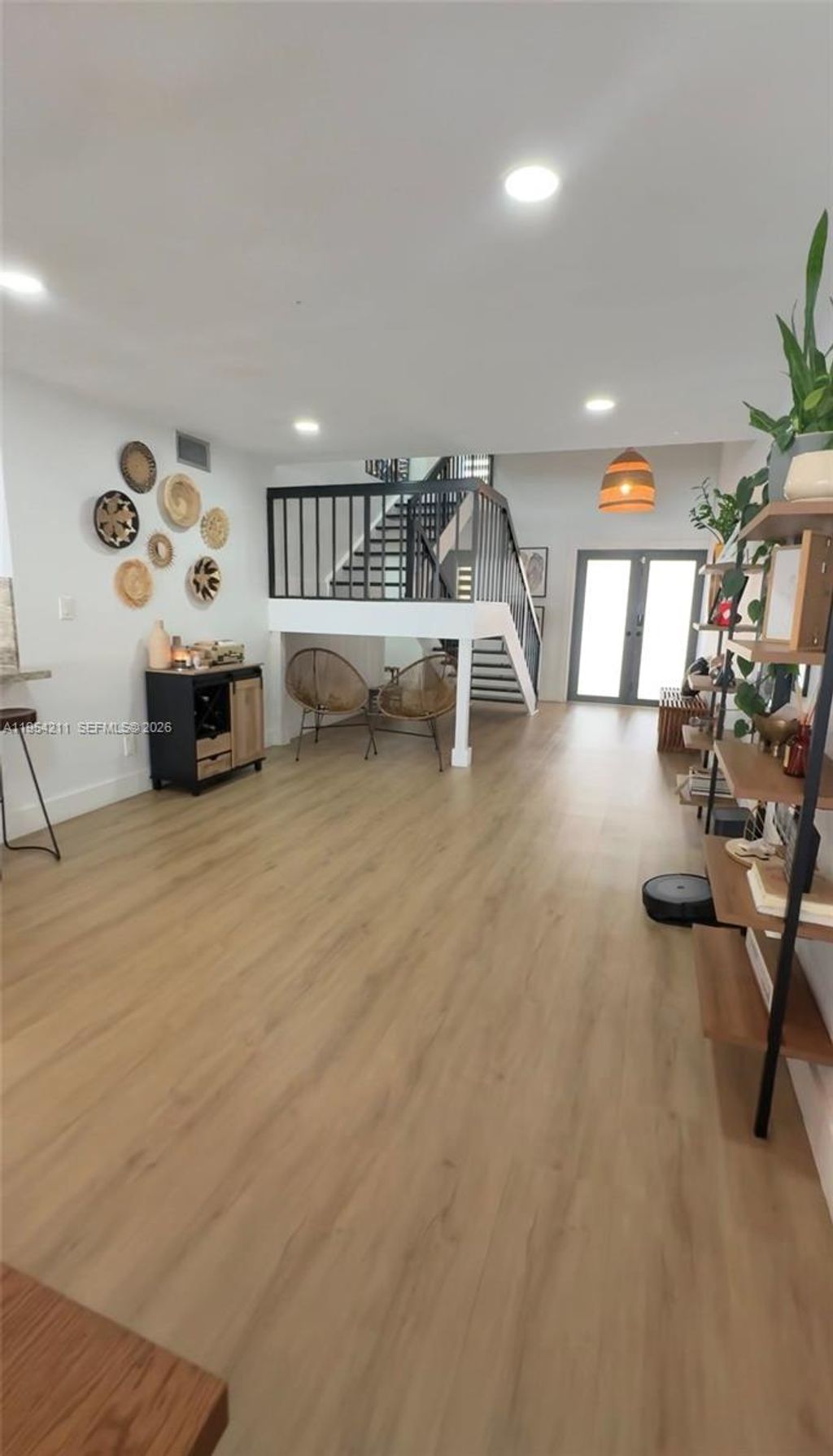 International property img-1