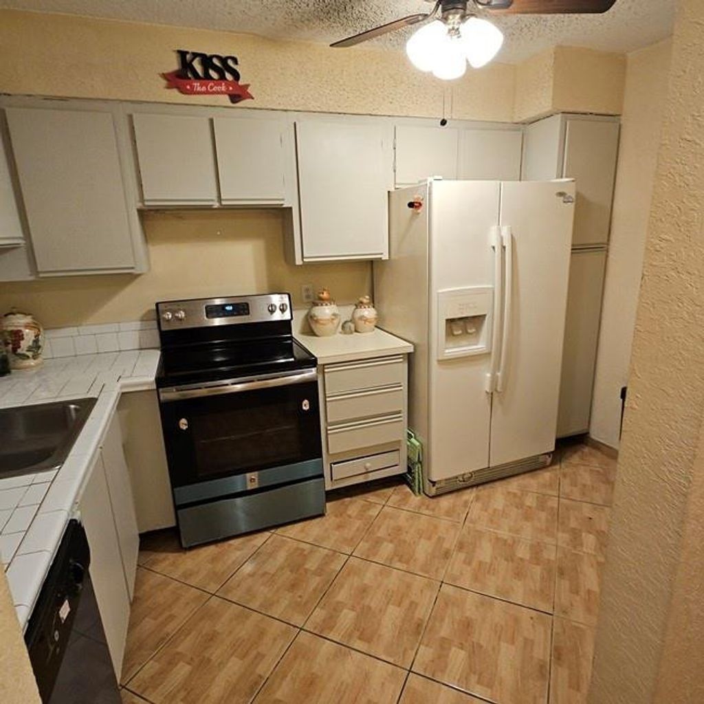 International property img-1