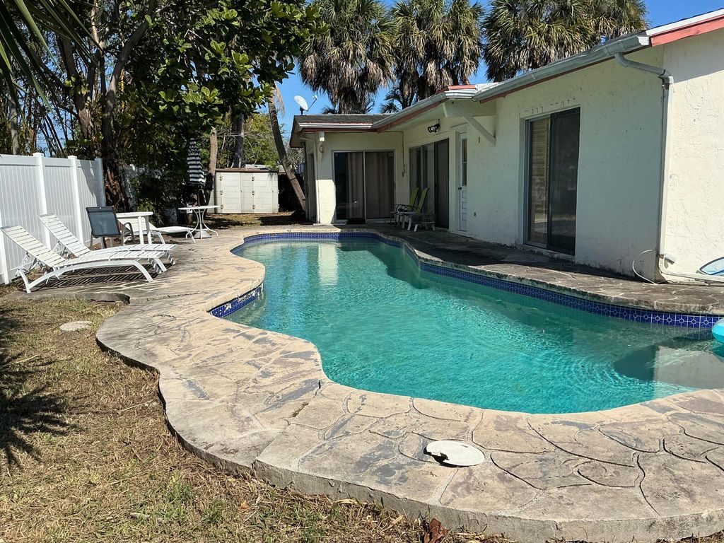 International property img-1