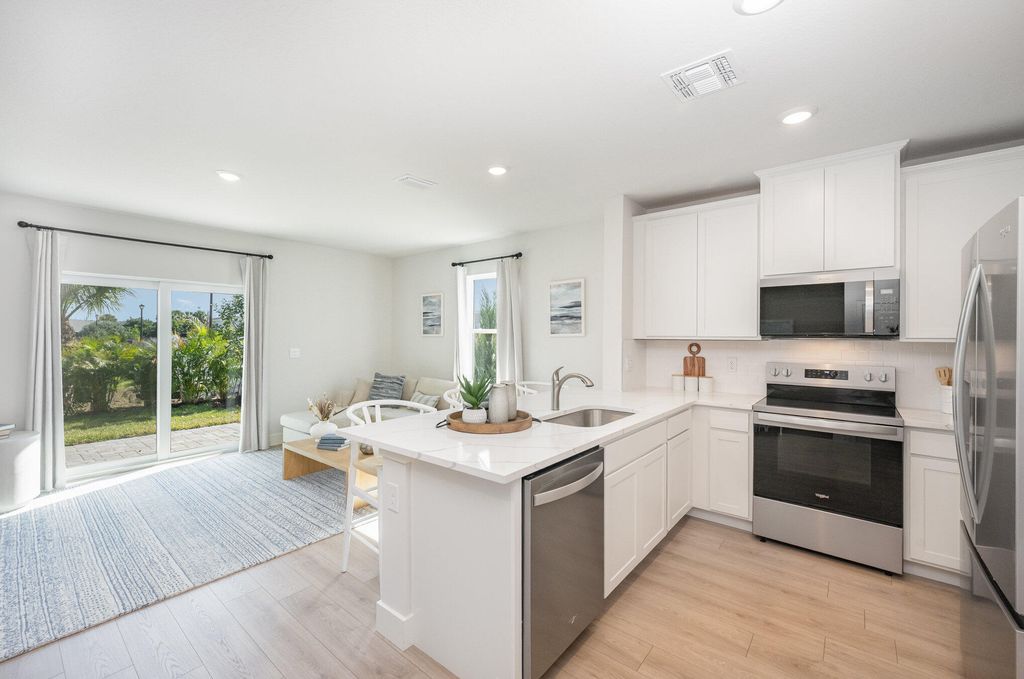 International property img-1