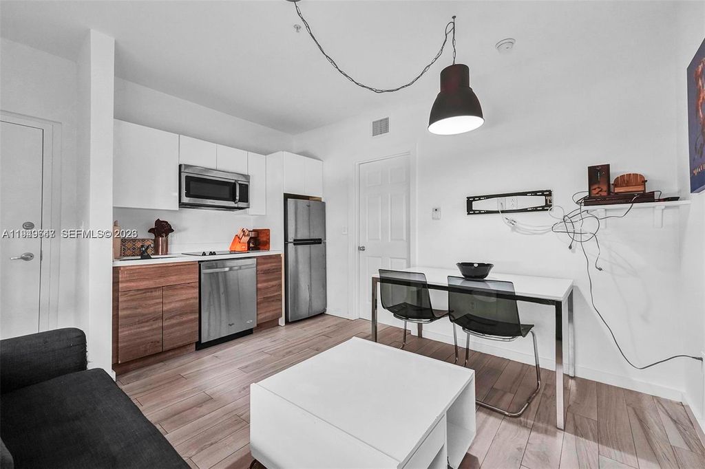 International property img-1