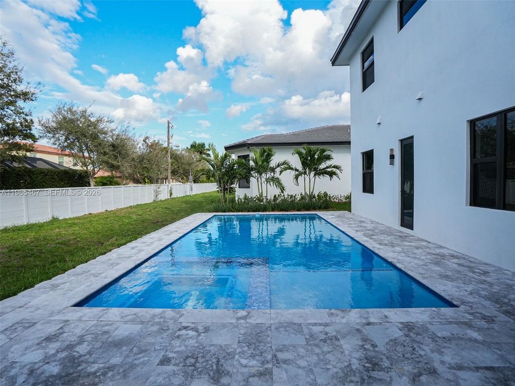 International property img-3