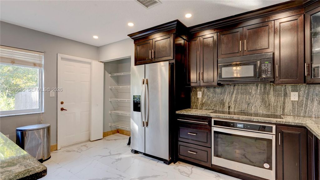 International property img-3