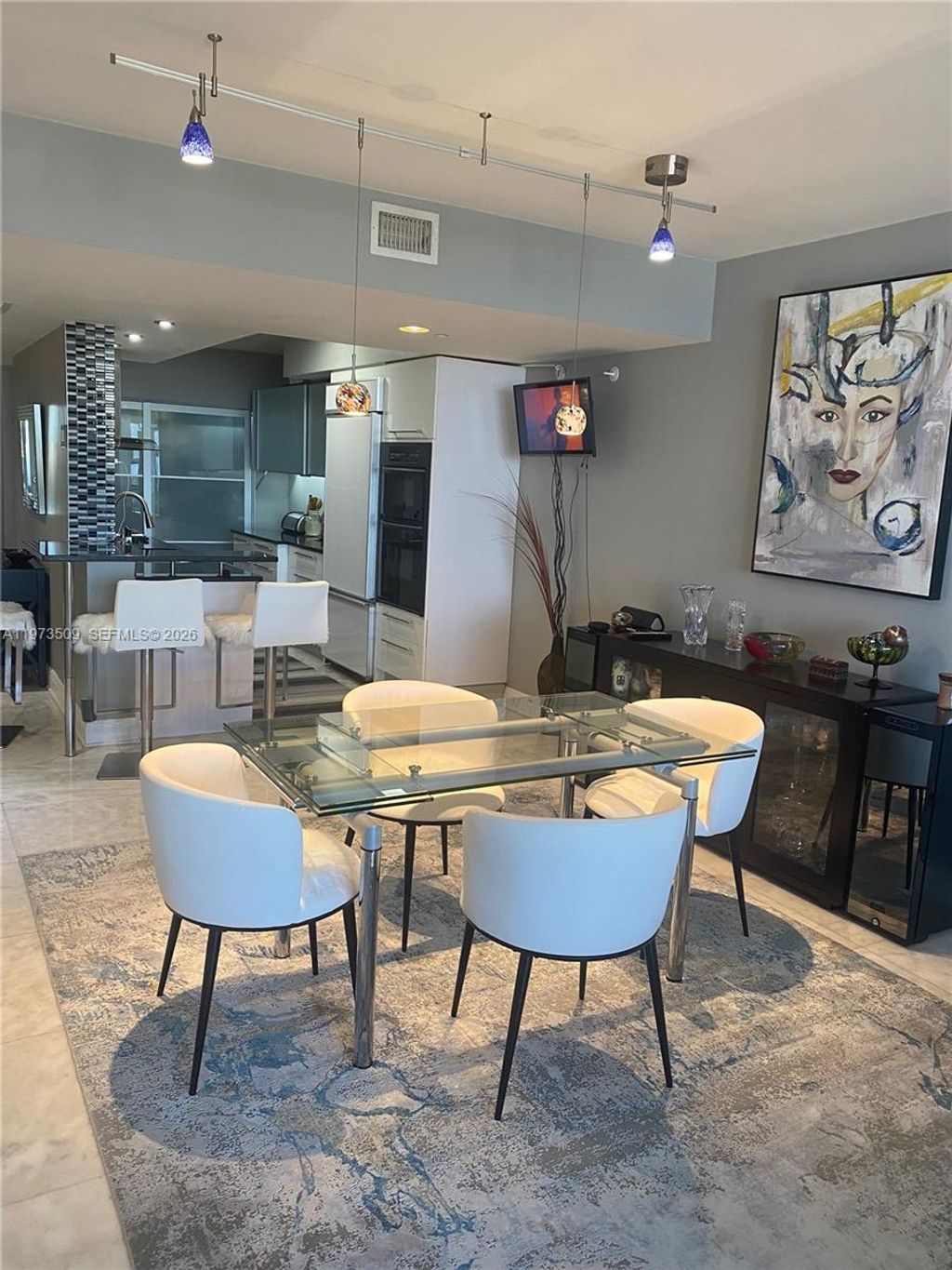 International property img-1