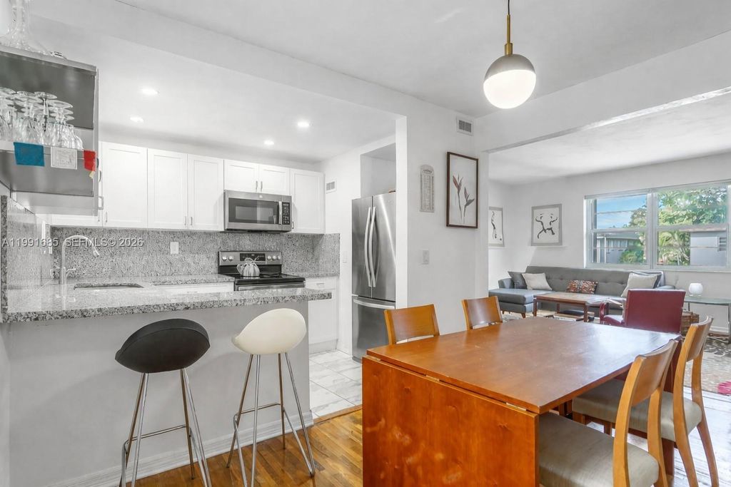 International property img-1