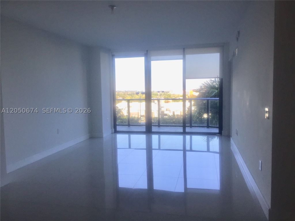 International property img-1