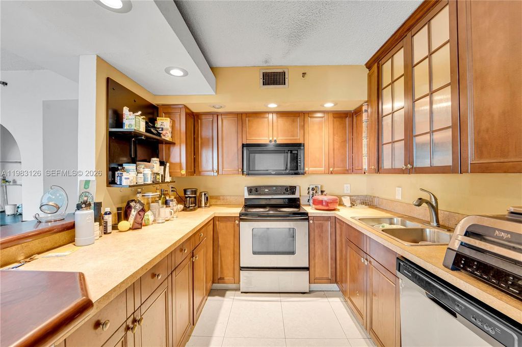 International property - main