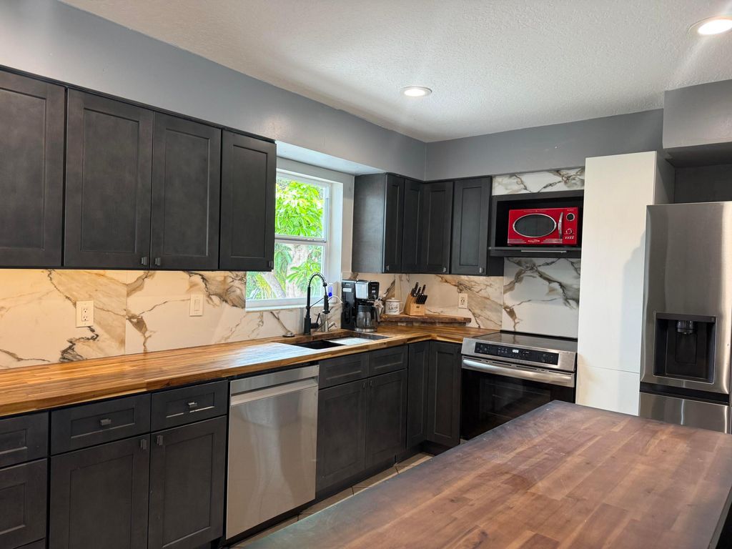 International property img-1