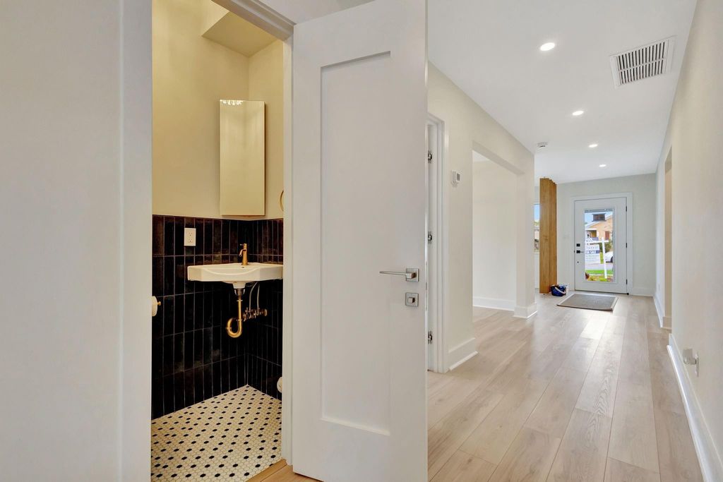 International property img-4