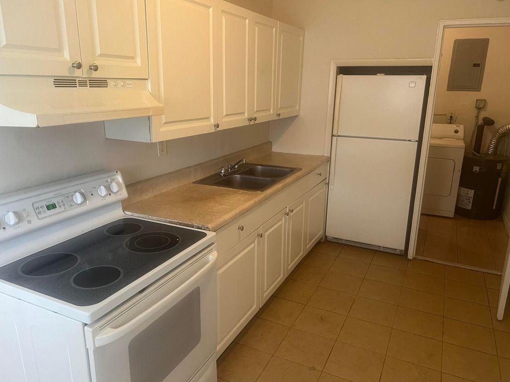 International property img-1