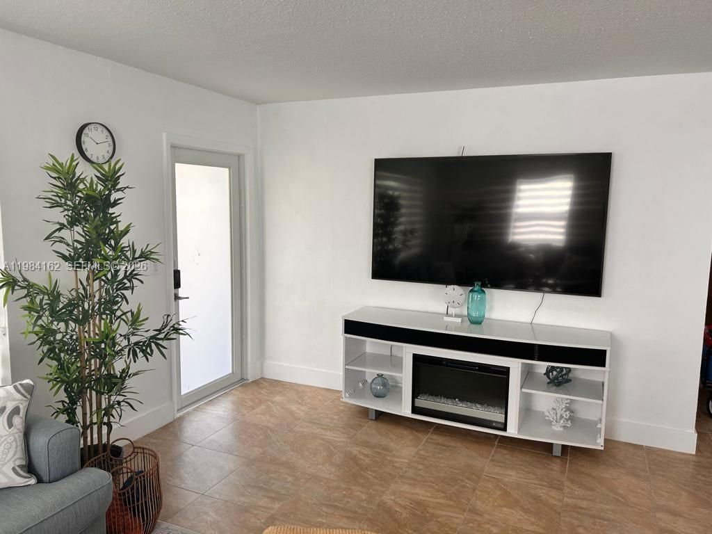 International property img-1