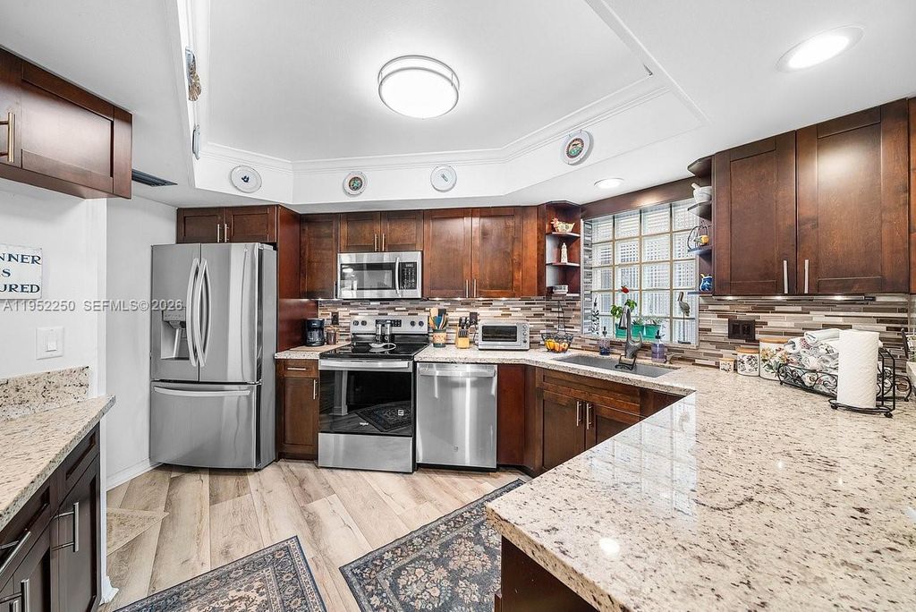 International property img-1