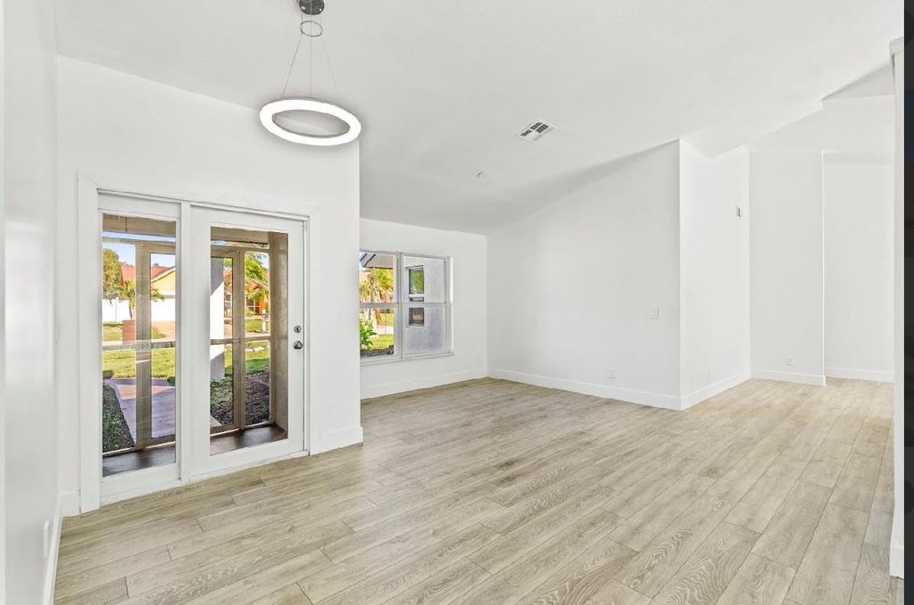 International property img-3