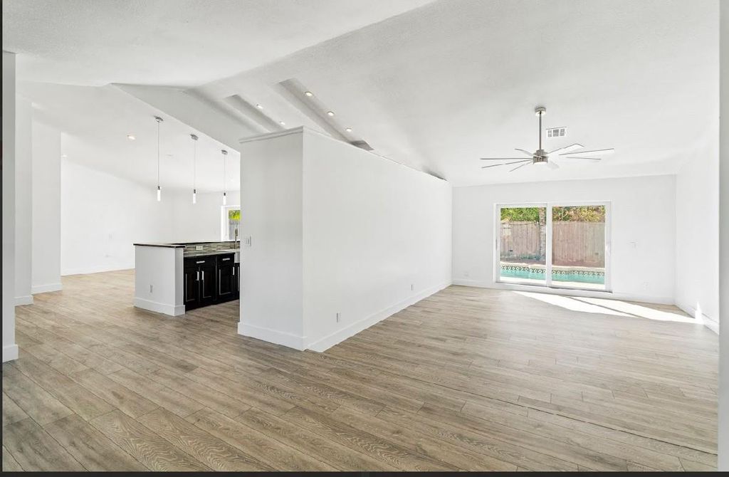 International property img-4