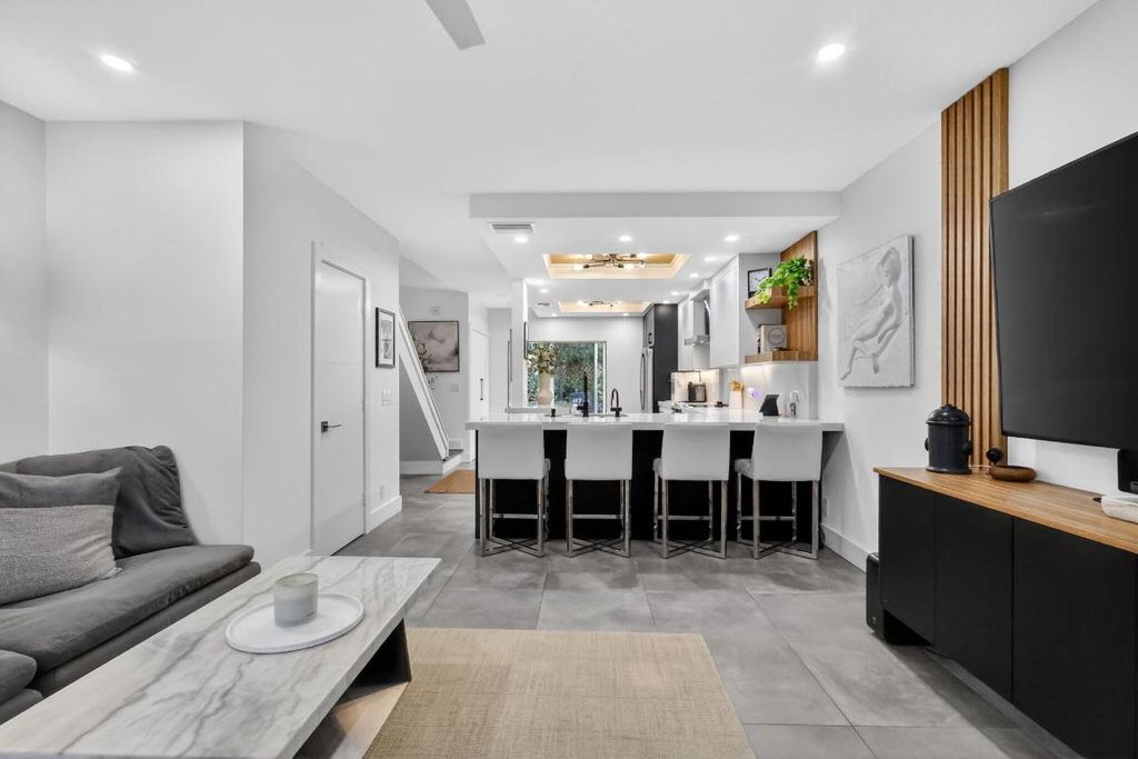 International property img-1