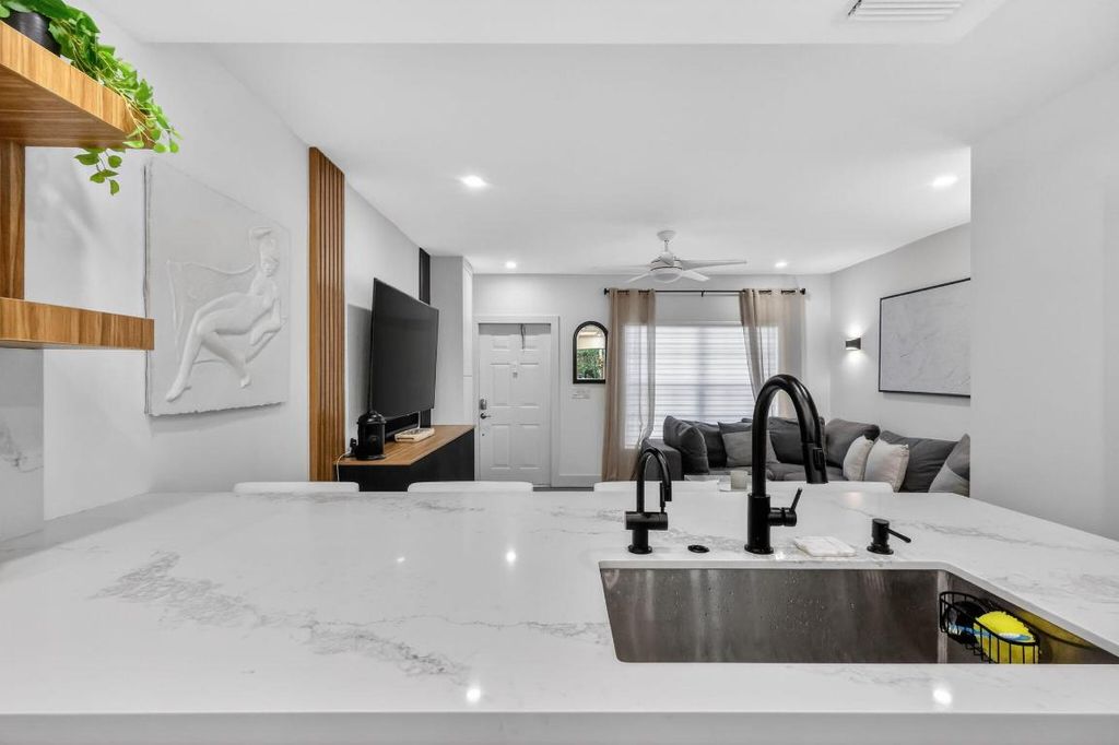 International property img-3