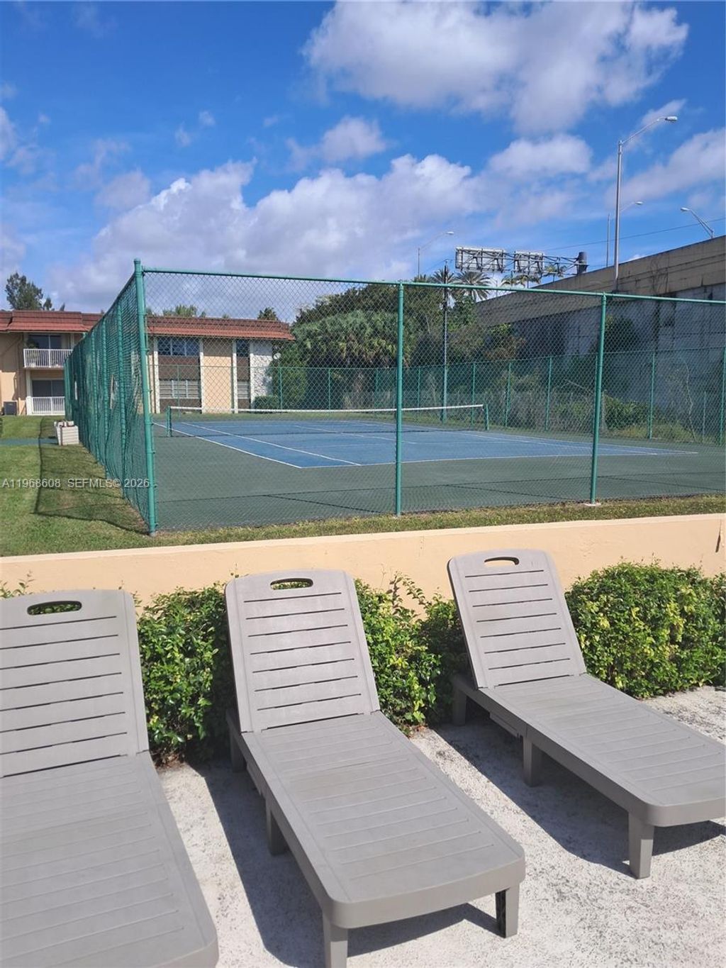 International property img-1