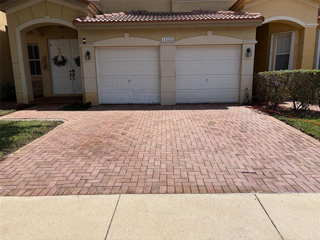 International property img-1