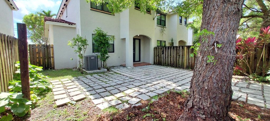 International property img-1