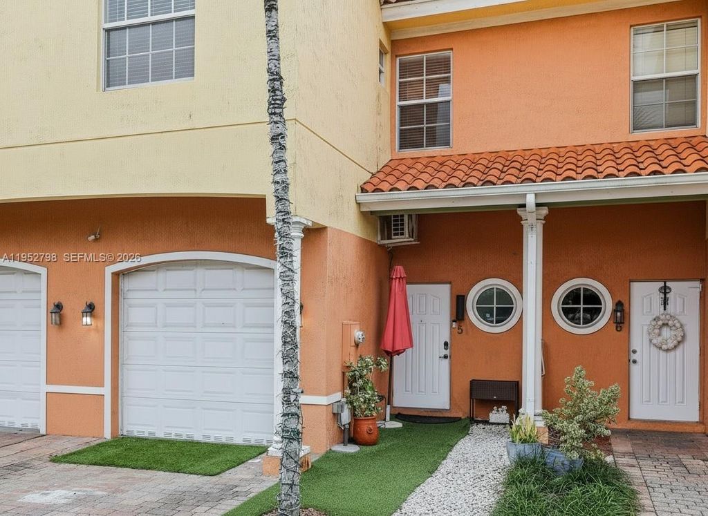 International property img-1