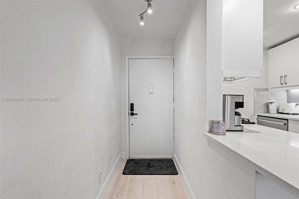 International property img-1